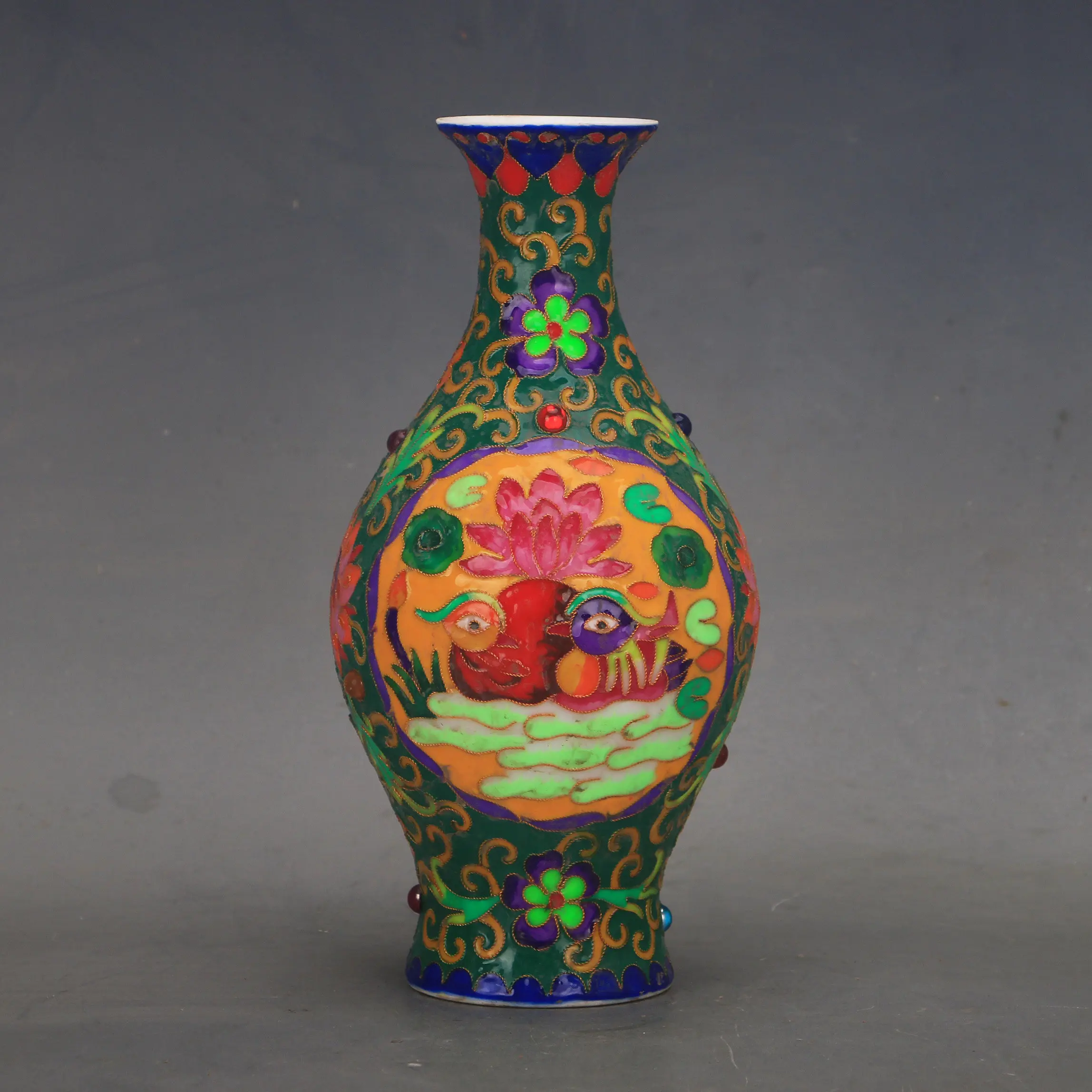 Chinese Ming Dynasty Chenghua Style Green Cloisonne Mandarin Duck Vase Home Decor Collection