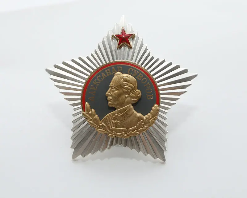

Орден Суворовского оружейного знака 1-го класса СССР
