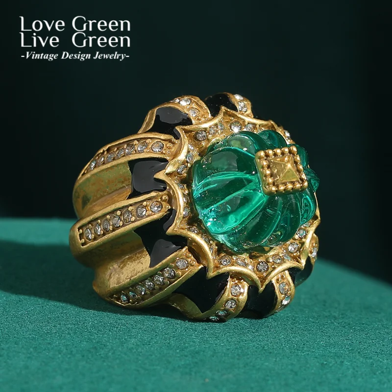 Vintage Green Pumpkin Rings Rhinestones Glass Gold Color Luxury Brands Jewelry 2025 Halloween Woman Antique Accessories 2025