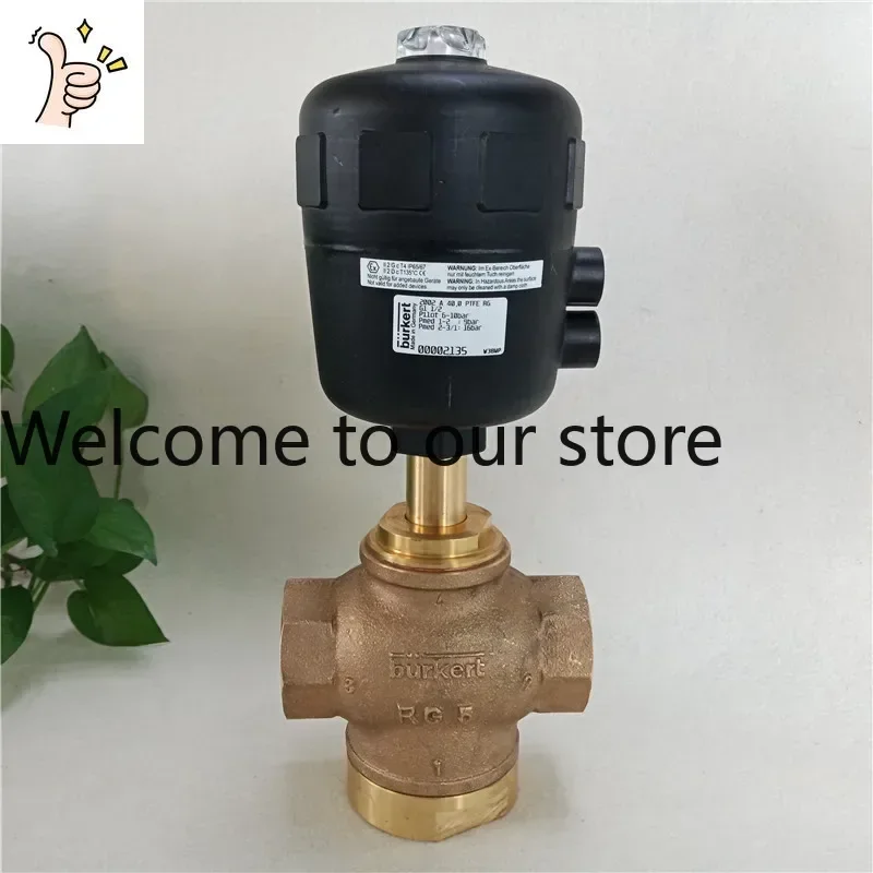 2026.4 Burkert 2002 Pneumatically Actuated 2/3-Way Pneumatic Valve 2002 Series In-Line Seat