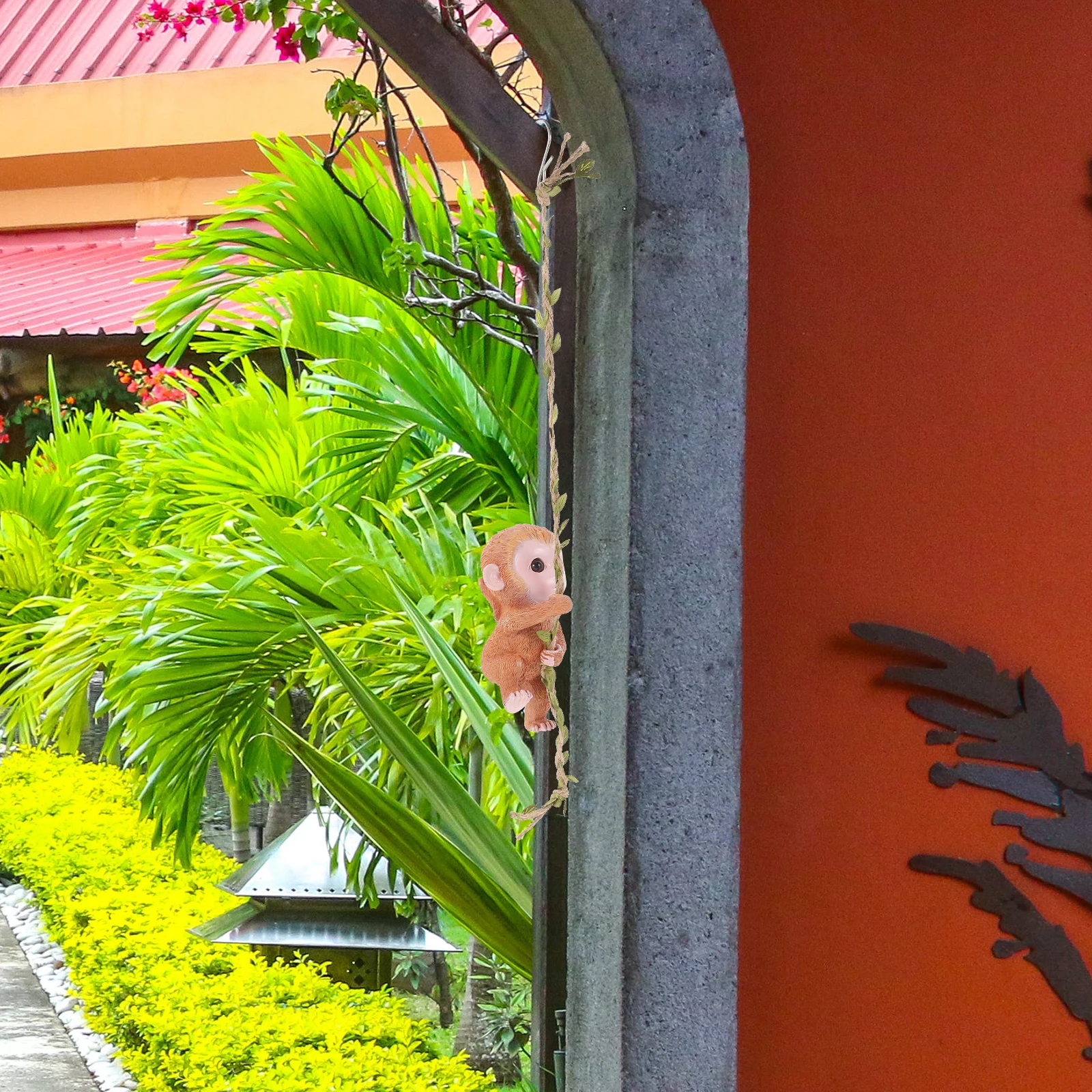 

Delicate Monkey Ornament Hanging Garden Decor Resin Hemp Rope Animal Figure for Yard Patio Balcony Courtyard Outdoor Indoor Use