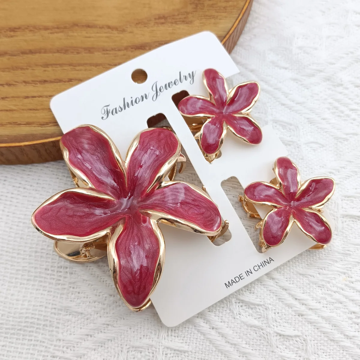 3/6 Pcs Alloy Flower Hair Claw Clips for Women Beach Holiday Hair Claw Stylish Shopping Headwear Female Hair Accessory view 3