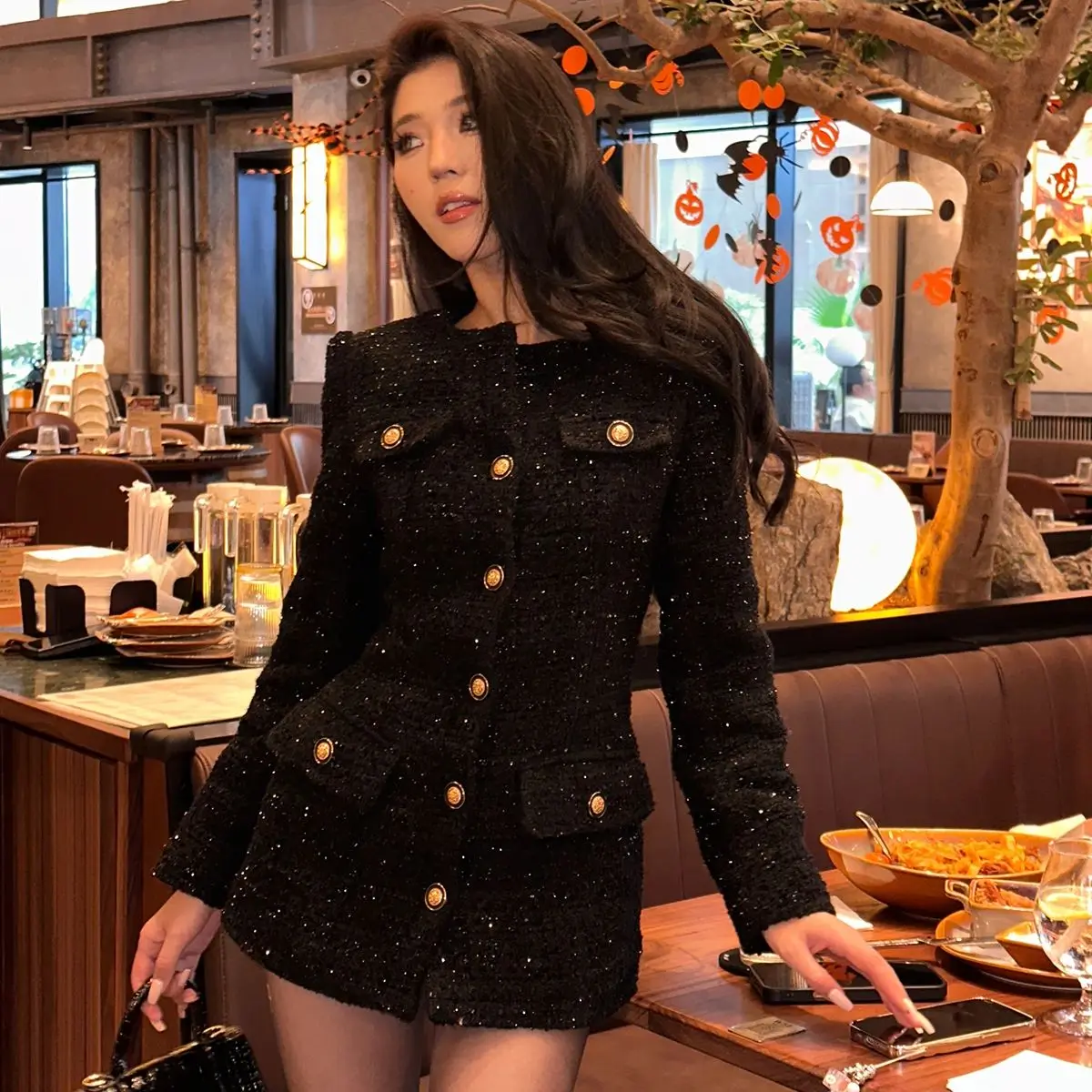 Podzimní zimní francouzské dámské tvídové sako, módní flitrované jednořadé štíhlé vlněné svrchní oblečení, kancelářský dámský světlý hedvábný kabát - náhled 4