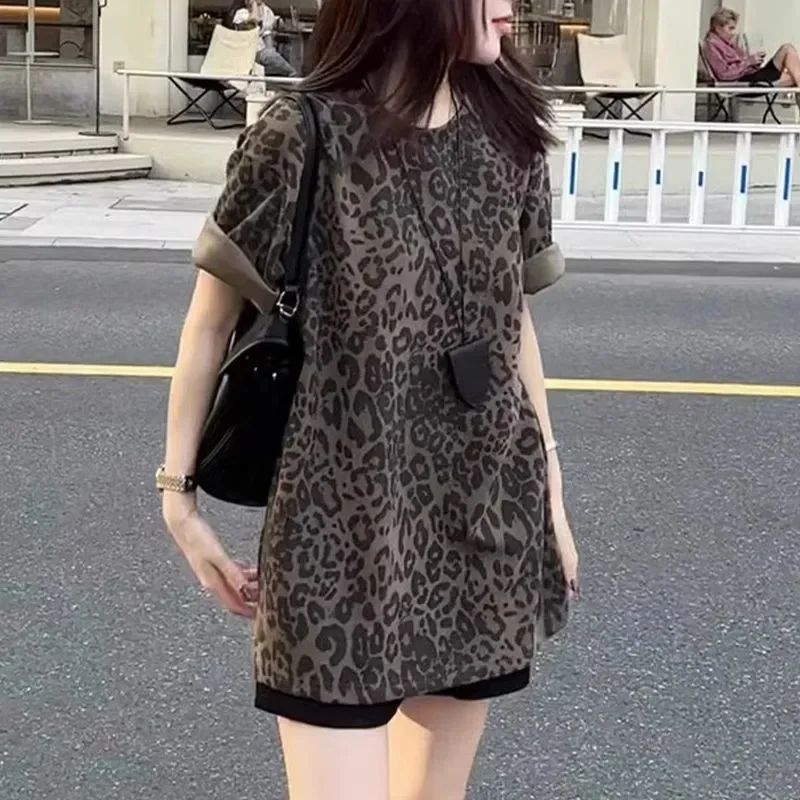 Leopard Print Loose Short Sleeve Blouse Women Casual Summer Lightweight O Neck Pullover Top