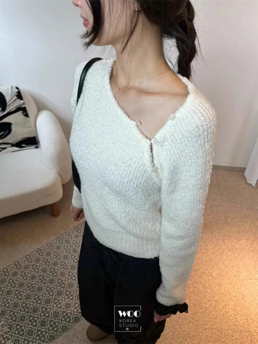 

Эксклюзивный дизайн, вязаный свитер с нерегулярным воротником и боковыми пуговицами, корейский облегающий топ, длинный свек или длина, ветер для поездок на работу