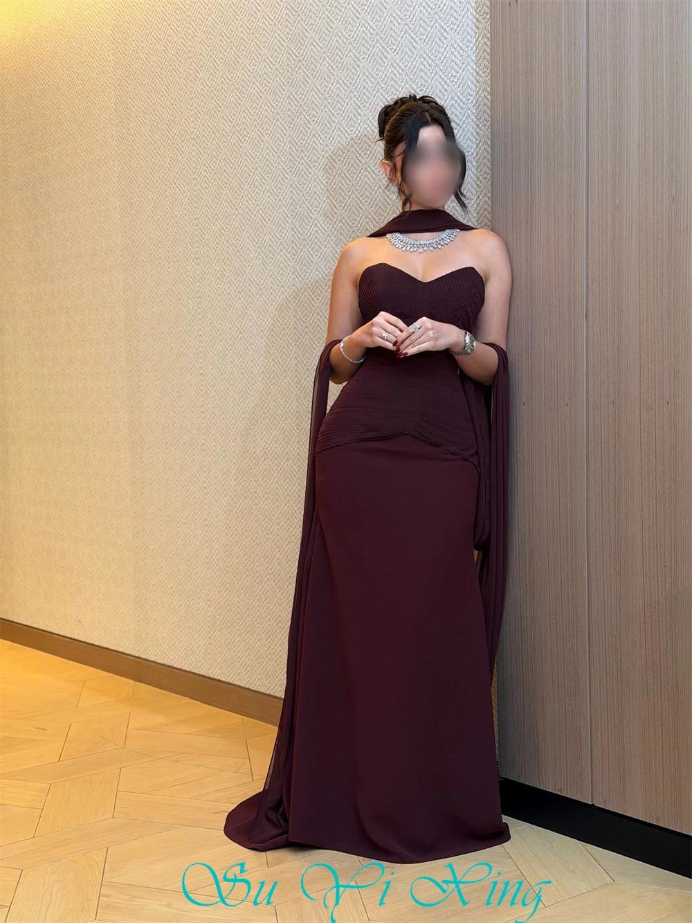 

Customized Boho Burgundy Jersey Evening Dress Formal Sweetheart Sleeveless Party Dress Soft Straight Sweep Train Cocktail Dress