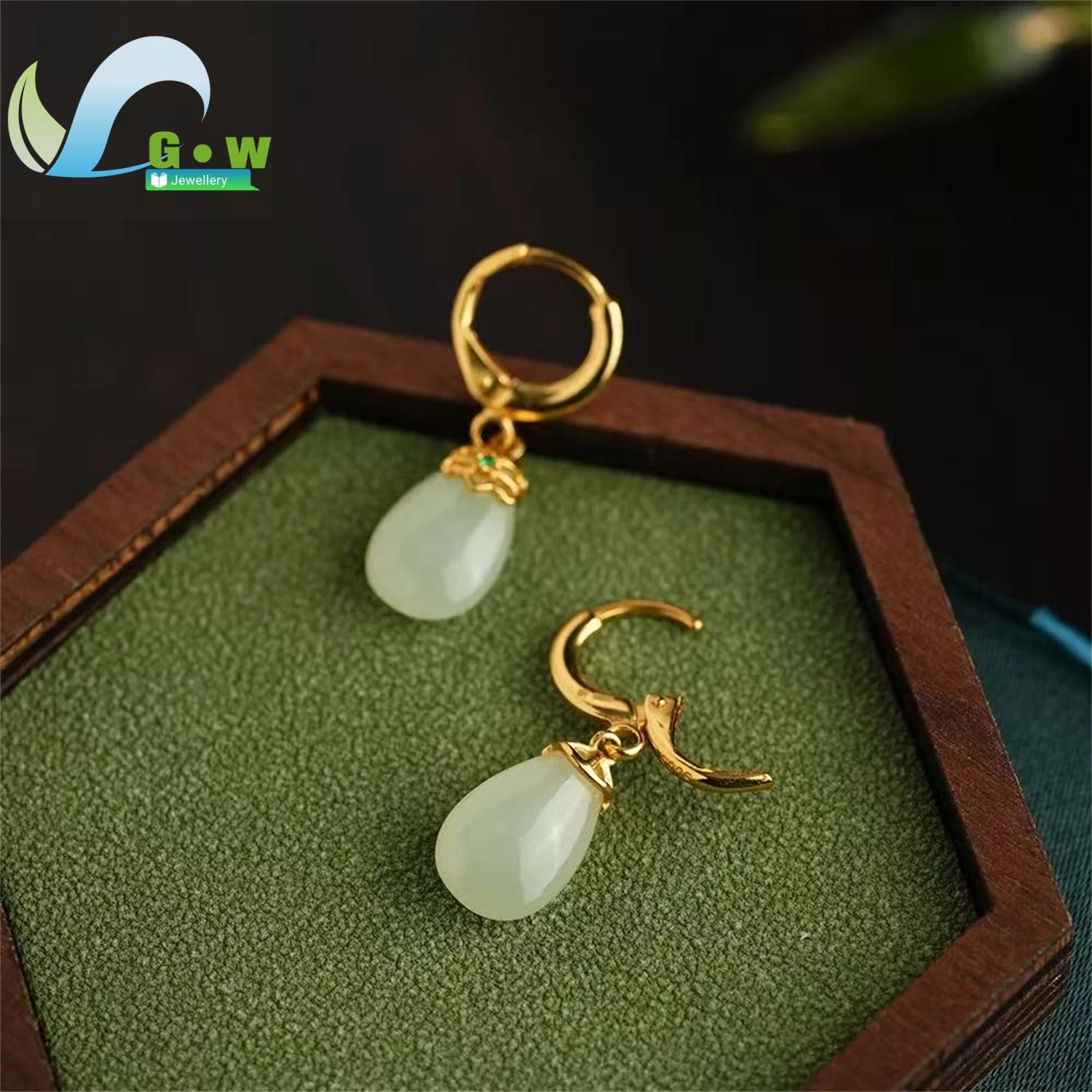 Natural White Jade Round Bead Stud Earrings Minimalist Elegant Women's Daily Classic Minimalist Style Exquisite Jewelry Gift
