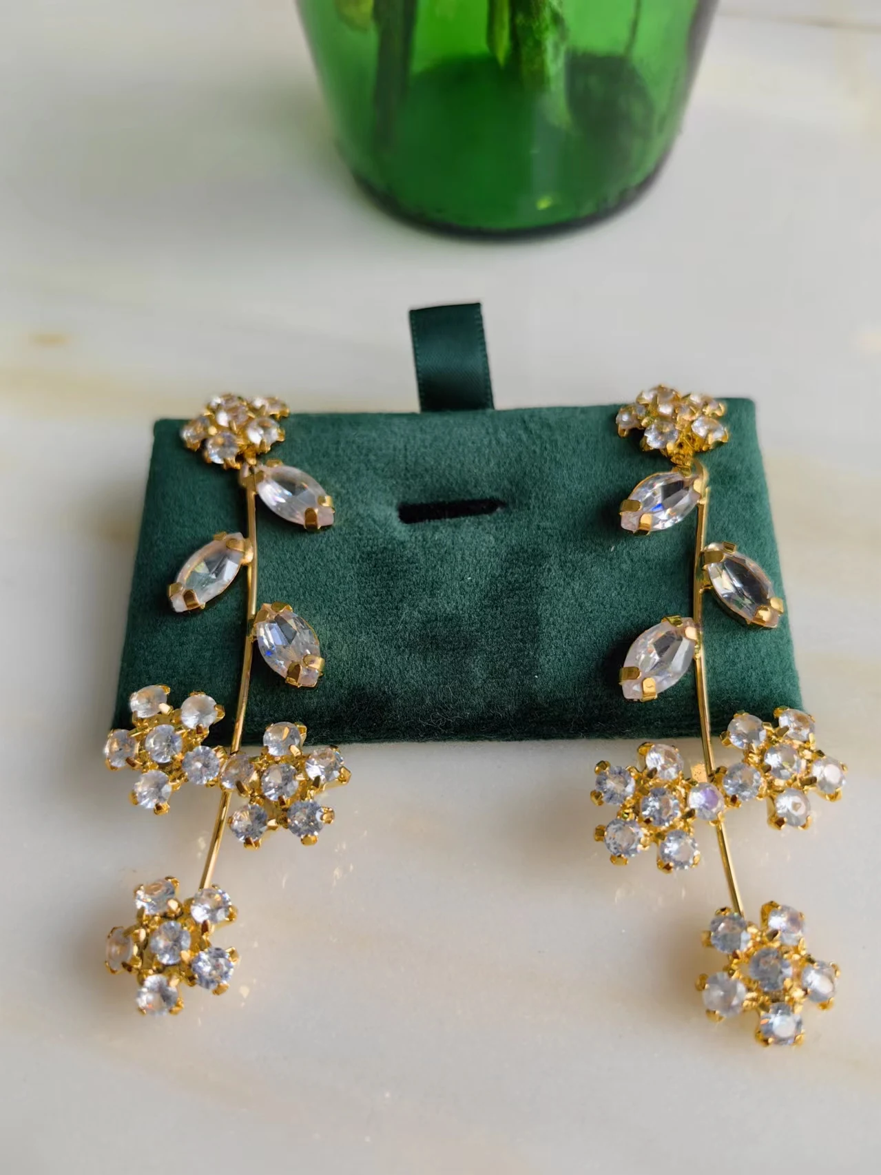 wedding-crystal-plum-blossom-pendant-long-earrings-sparkling-ele-sweetn-dangle-earrings-faionable-jewelry-accories