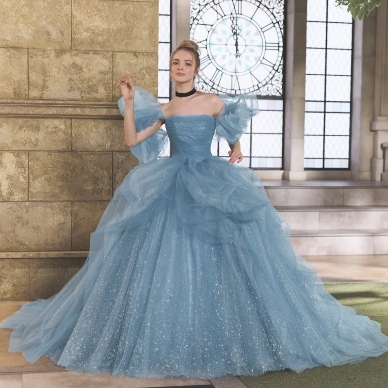 فستان Quinceanera باللون الأزرق الضبابي الطازج والحالم بدون أكتاف من الدانتيل وذيل من فيستدوس دي 15 Quinceanera ﻿ تخصيص