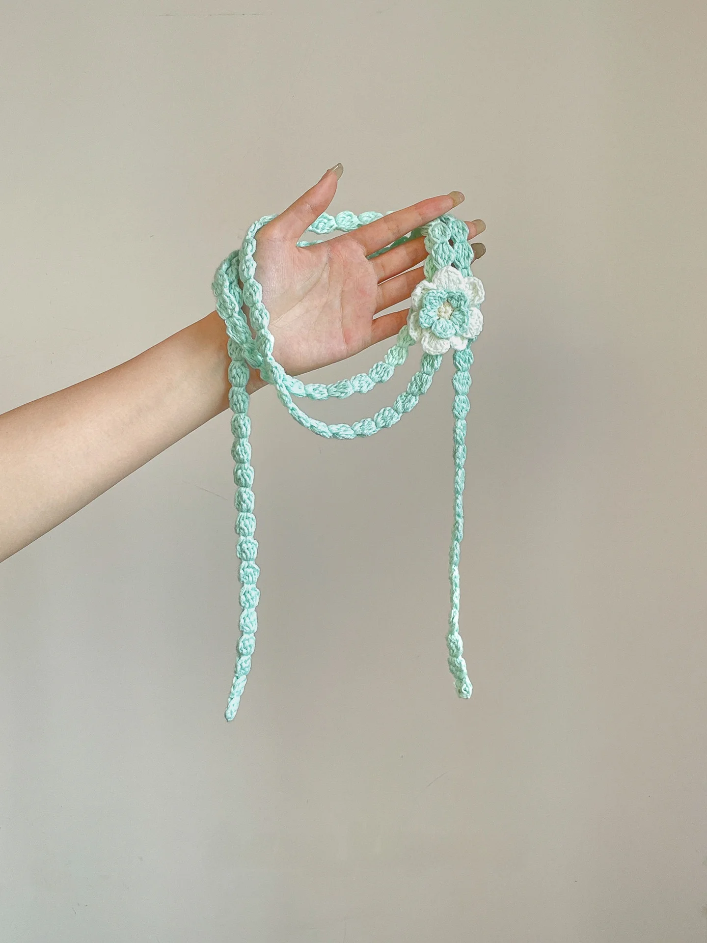 lenco-de-seda-tricotado-verde-menta-refrescante-mint-joy-para-mulheres-lenco-versatil-com-estampa-floral-para-primavera-e-ve