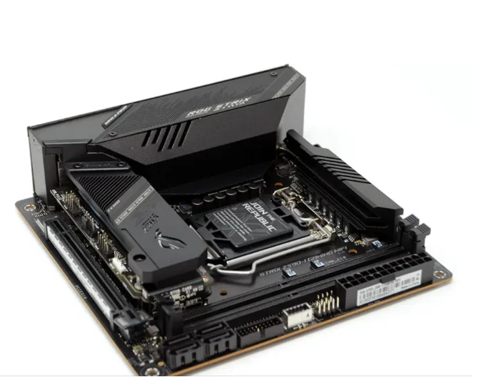 

For ROG STRIX Z590-I Gaming Itx Motherboard Supports 11th Gen Processors with WIFI DDR4 Memory 64GB SATA Hard Drive Interfa
