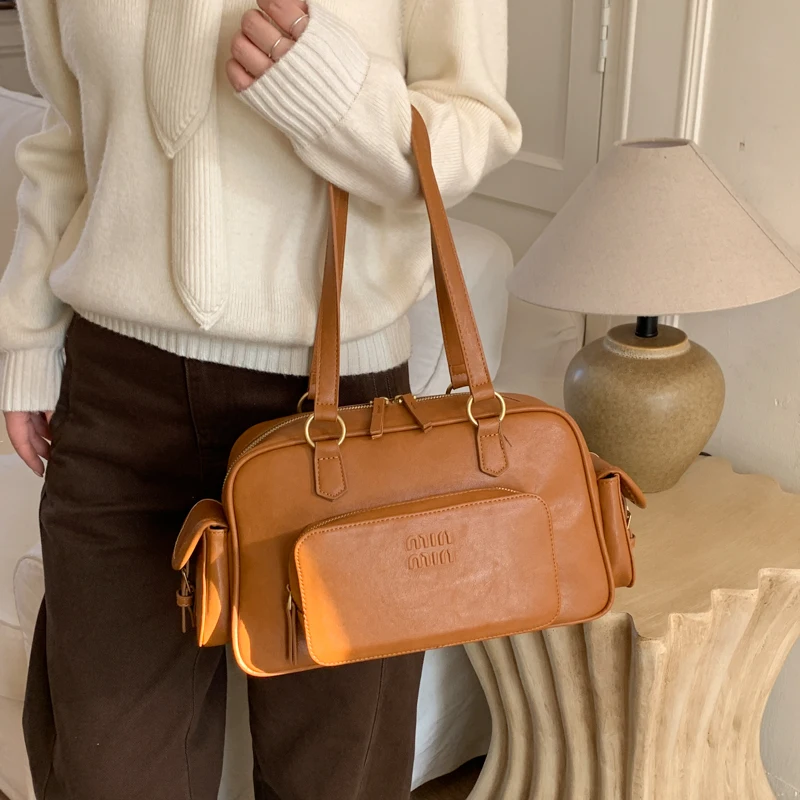 

Women Luxury High End Leather Shoulder Bag Elegant Daily Fashion Tote Handbag Crossbody Look