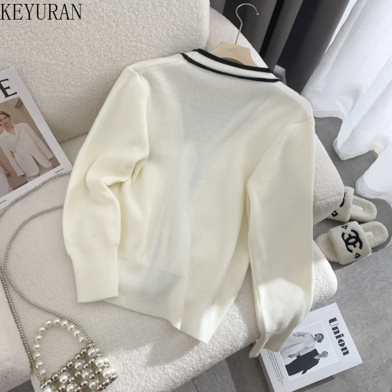 Floral Knitted Cardigan Women Sweater Autumn Korean Elegant Black White Love Button V-Neck Long Sleeve Knitwear Top Sueter Mujer