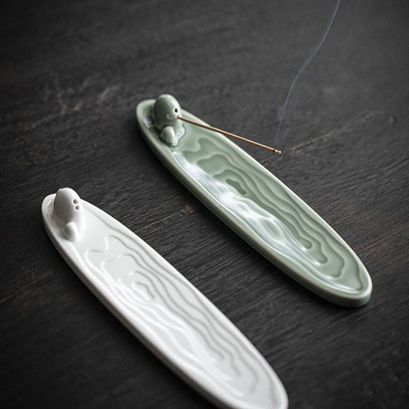 

0032 Celadon Ceramic Leaf Incense Burner Household Indoor Study Room Purifying Air Water Ripple Ceramic Incense Burner