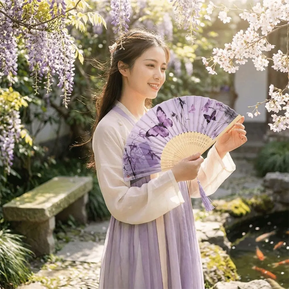 Portable Chinese Style Silk Folding Fan Handmade Butterfly Pattern Retro Bamboo Fan with Tassel Cooling Handheld Fan Party Props