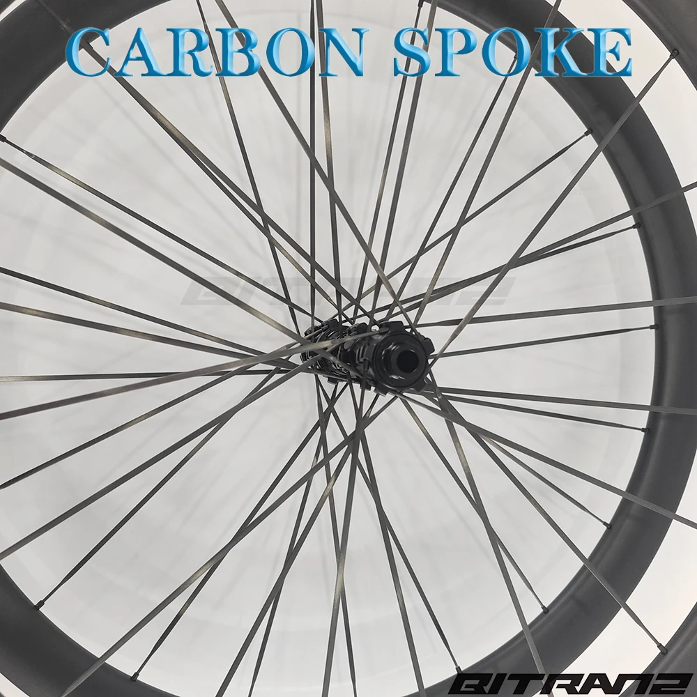 

1045g Комплект колес для шоссейного велосипеда с карбоновыми спицами 700c 28 мм 32 мм Ширина 21 мм 25 мм Бескамерная дисковая трещотка 36T 54T Велосипедное карбоновое колесо Керамика