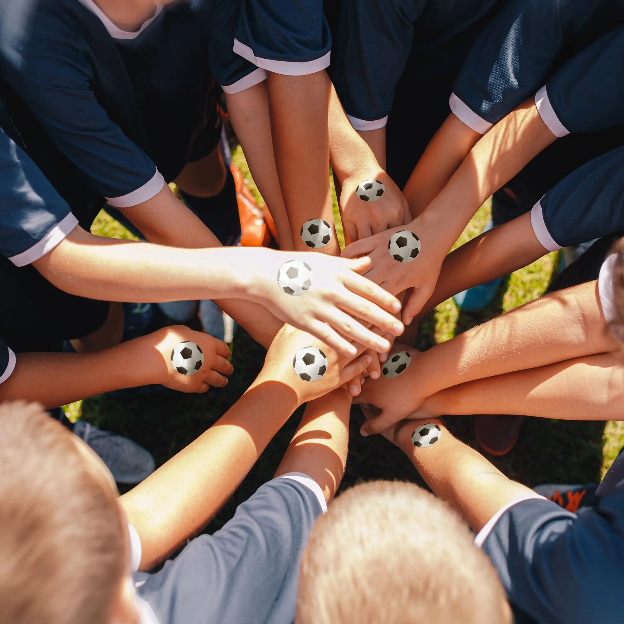 500 Stück Fußball-Aufkleber, selbstklebende Sport-Fußball-Etiketten, Rolle für Fußball-Thema, Party-Dekoration, Geburtstagsparty-Zubehör – Detail 7