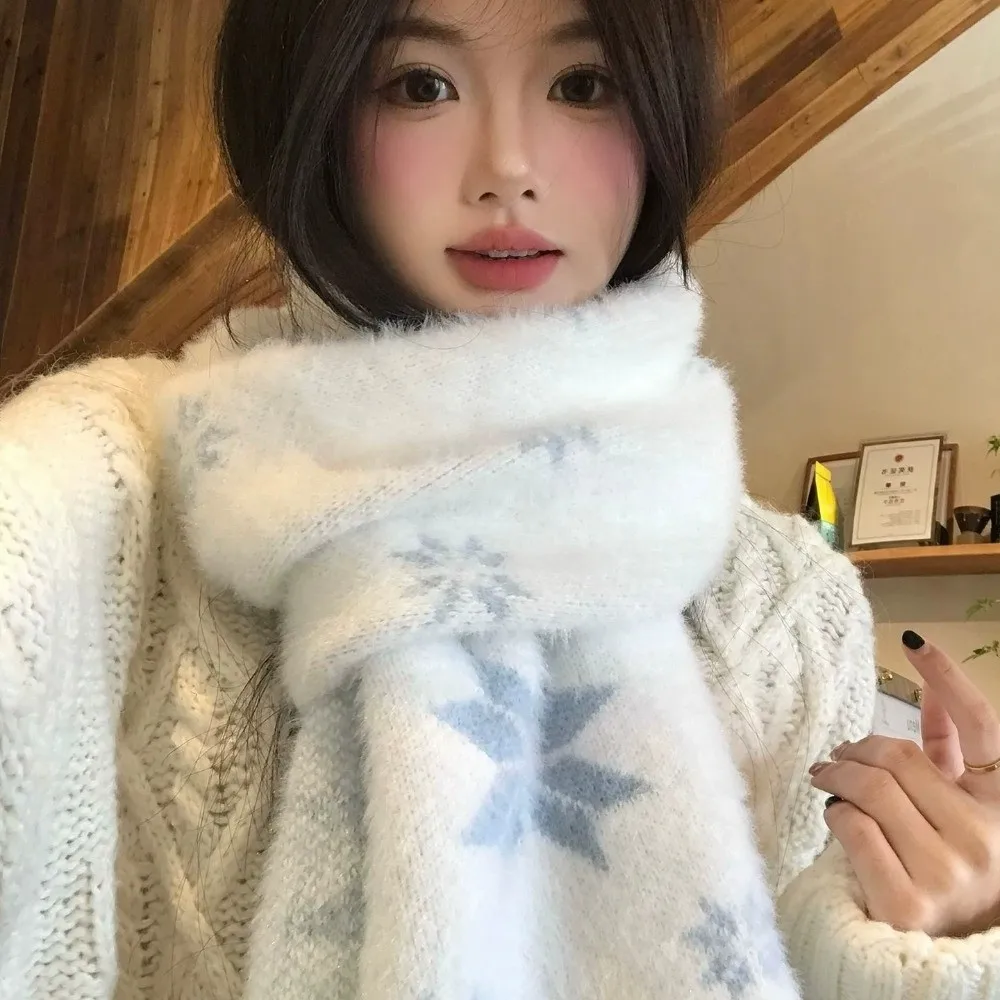 Double-Sided Faux Mink Scarf Soft Thickened Knit Snowflake Scarf Fair Isle Style Snowflake Pattern Knitted Neck Wrap