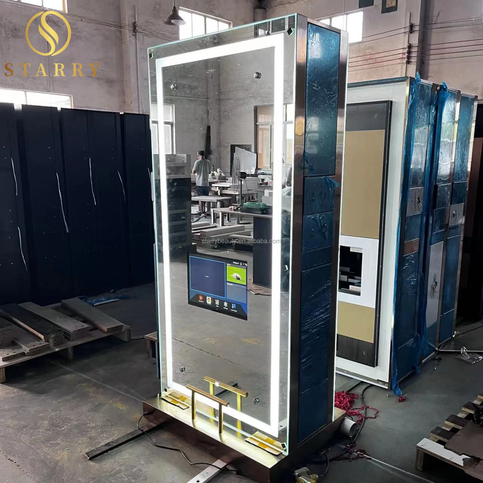 Modern Double Single Sided Golden Stainless Steel Barber Stations LED Hair Salon Mirror With TV For Mall & Hotel Use