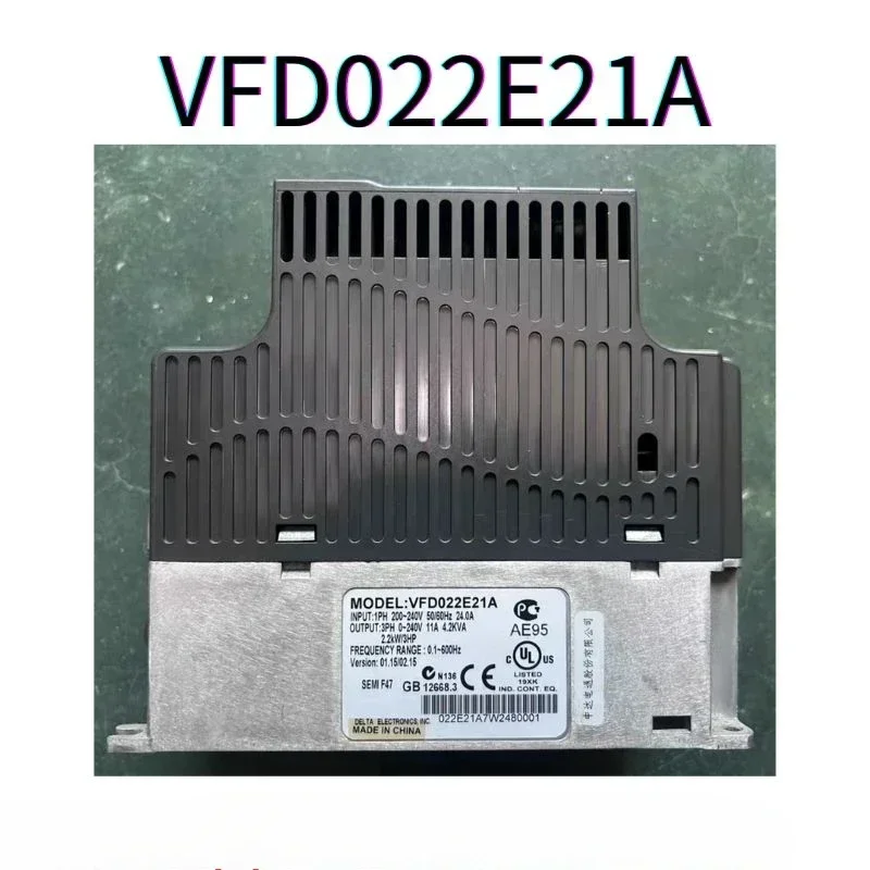Gebrauchter Original VFD022E21A Wechselrichter einphasig 220V 2,2K ok getestet