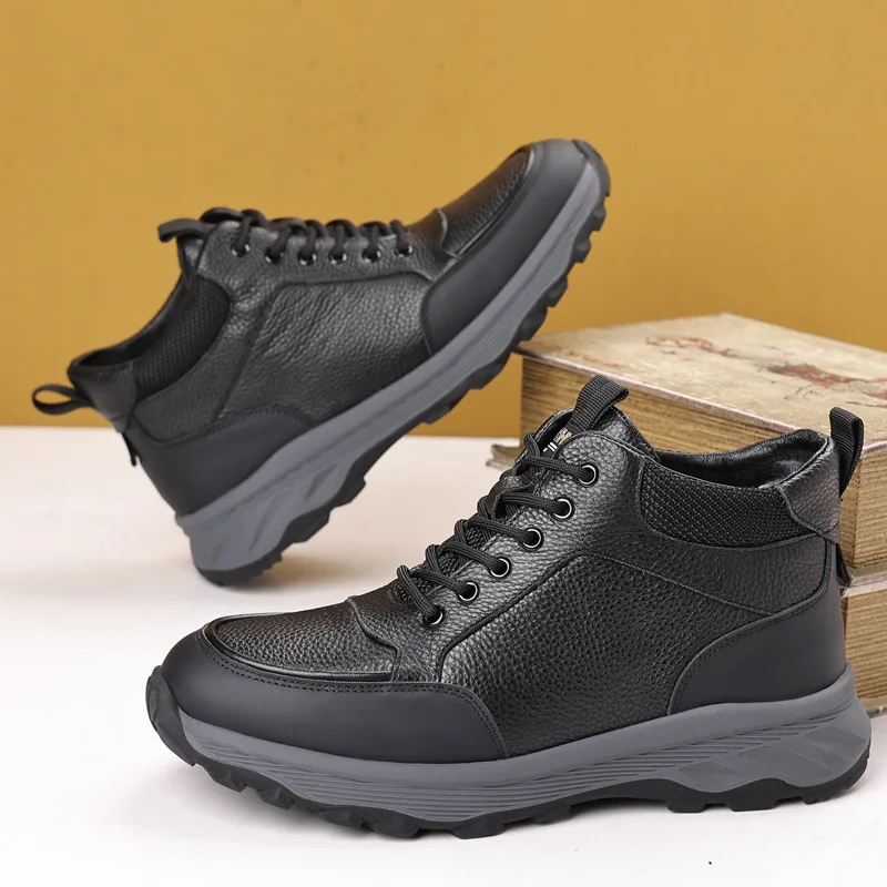 Men's Business Leather Shoes Soft Moccasin Shoes Comfortable Casual Shoes for Men Autumn Solid Black White Men Sneakers