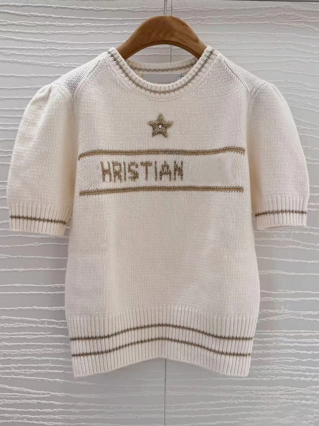 

Spring New Women's Slim Fit round Ne ort Sve Knitted T-irt Embroidered Star Casual Sle Versatile Top Trendy Faion