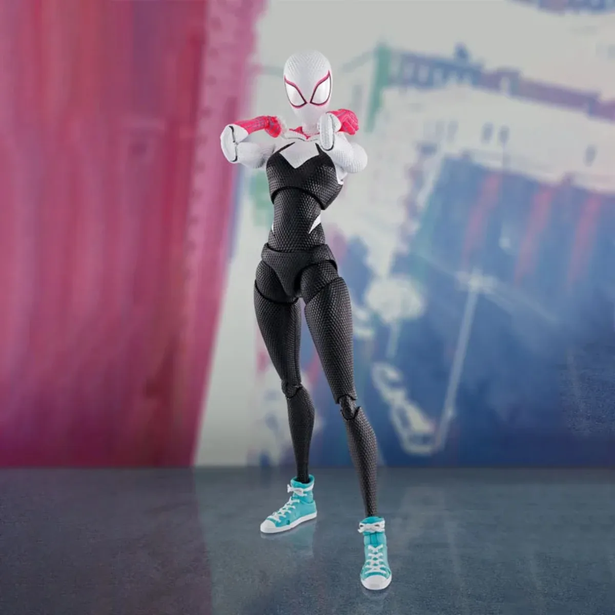 本物のバンダイオリジナルスパイダーマンフィギュアモデルキット SHF 1/12 アニメフィギュアスパイダーグウェンアクションモデルクリスマスおもちゃギフト子供のための