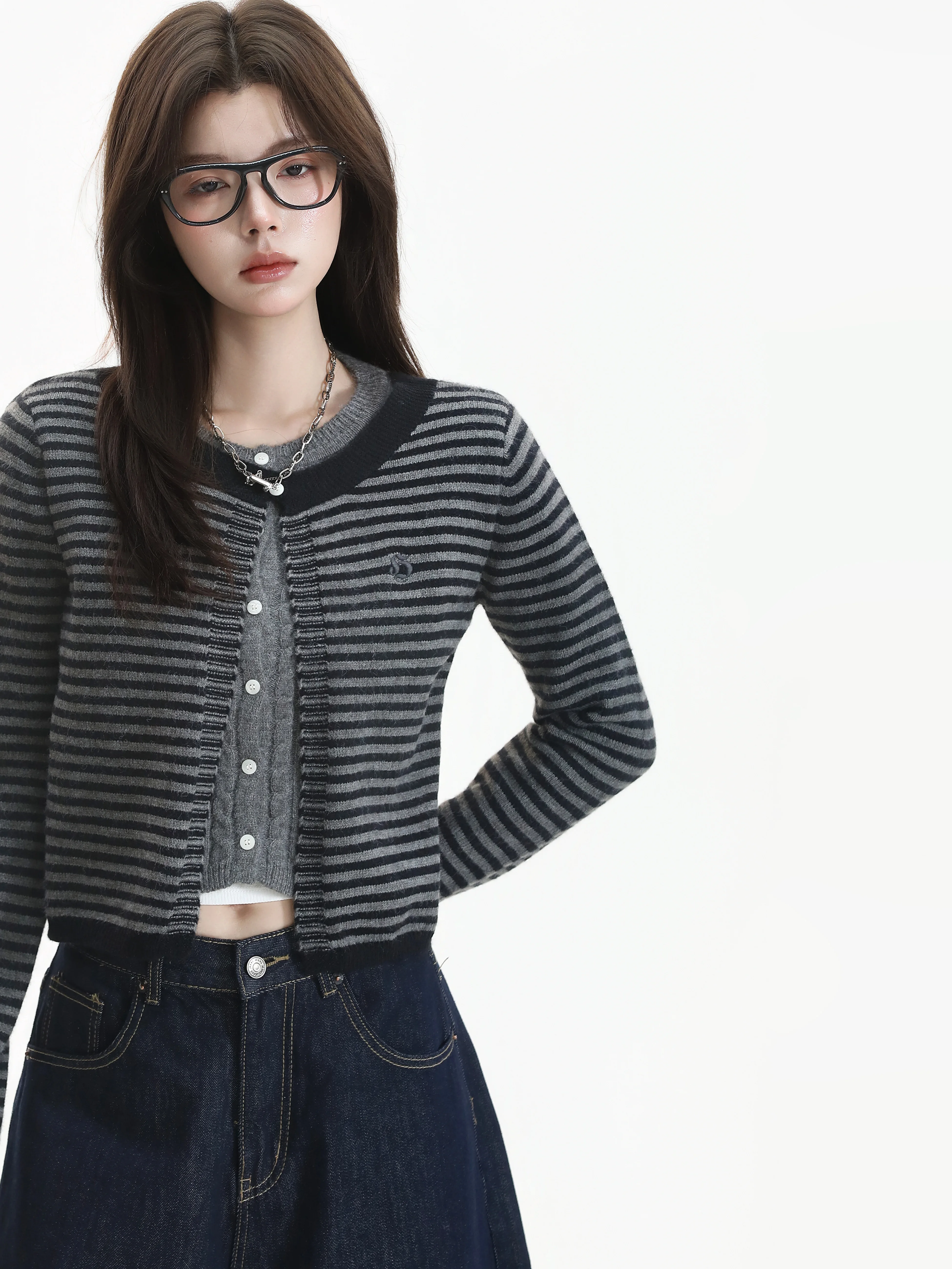 Korean Style Slim Fit Short Stripe Design Knitted Sweater Youthful Splicing Fake Two-Piece Top Comfortable Breathable Casual ...