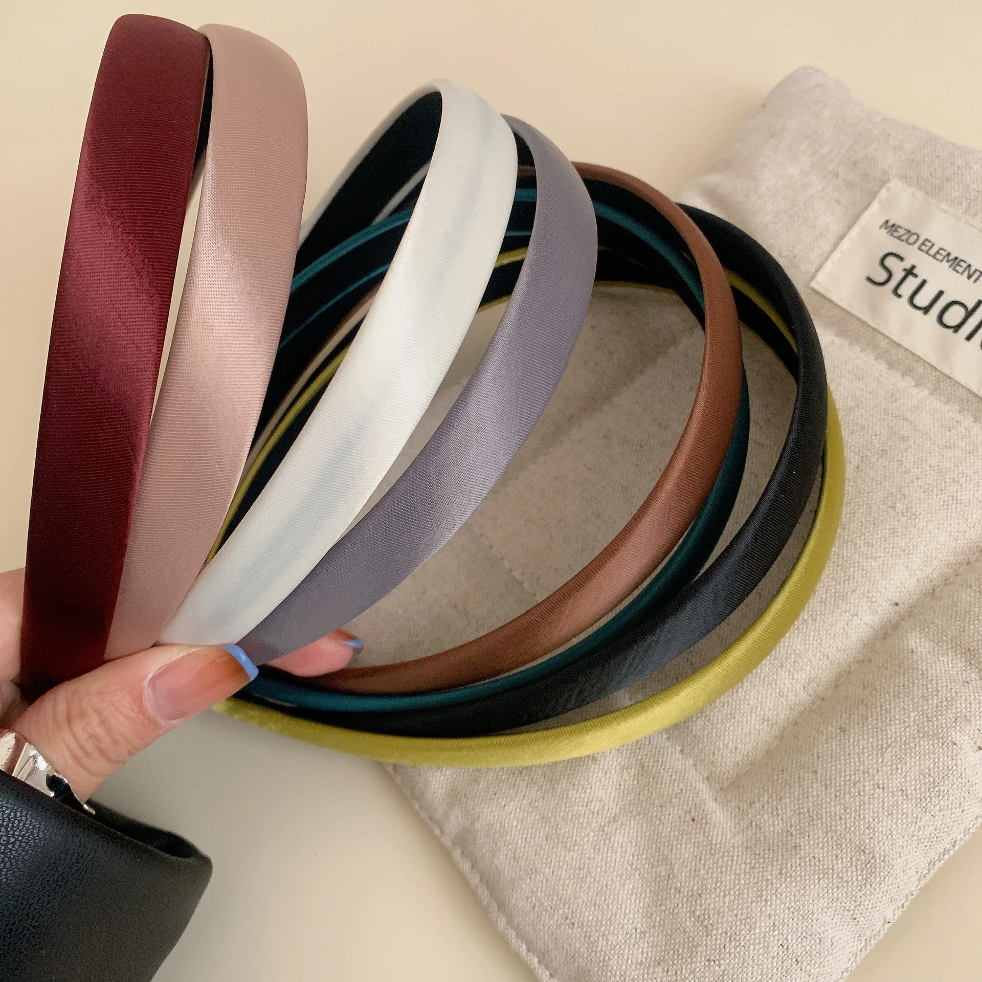 Thin Satin Fabric Headband Solid Color Smooth Cloth Wrapped Hair Band Minimalist Hair Hoop for Women Girls Hair Accessories