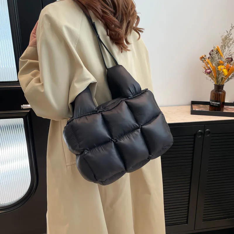

2025 fashion soft down handbag women's quilted jacket bag clip cotton shoulder space bag designer luxury