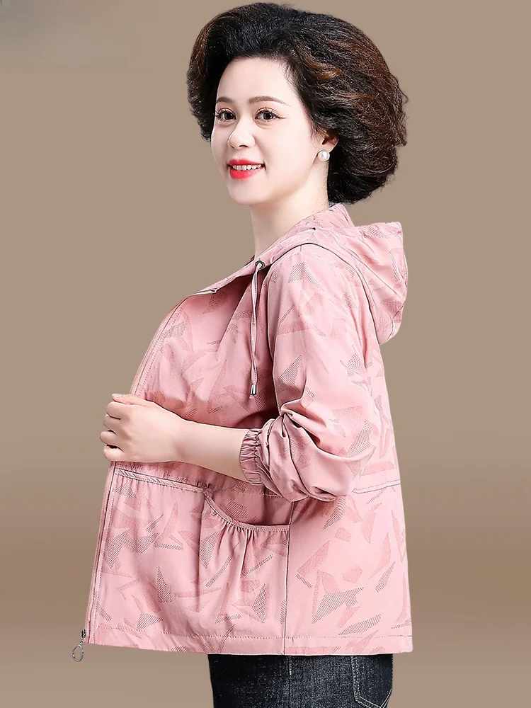 

Модная осенняя верхняя одежда для мам: повседневная куртка с капюшоном для женщин среднего возраста, весенне-осенний топ, трендовая, омолаживающая, из полиэфирного волокна