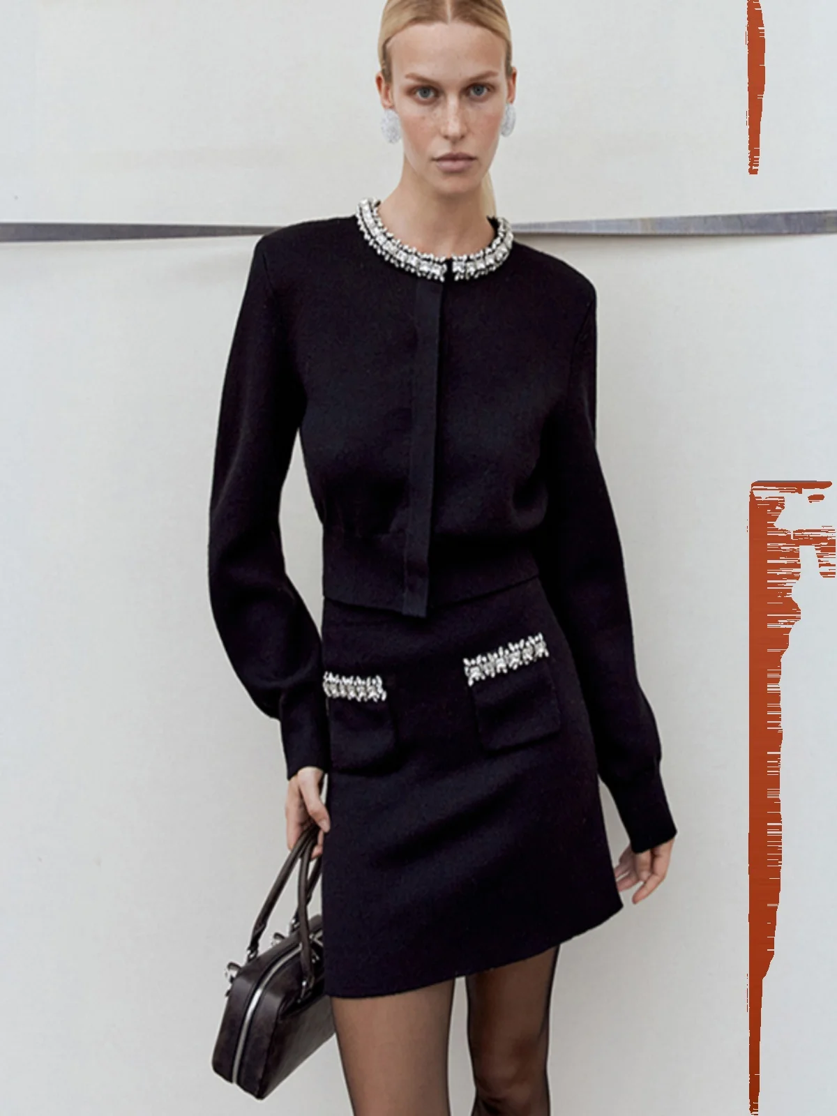 

MaSande Early Spring New Women's Classic Bla Diamond Decorated A-Line Knitted Skirt High Waist ort Regular Fit