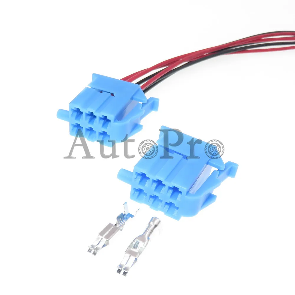 

1 Set 6 Hole 3.5mm AC Assembly Blue Color Automobile Electric Plug Connector With Terminals