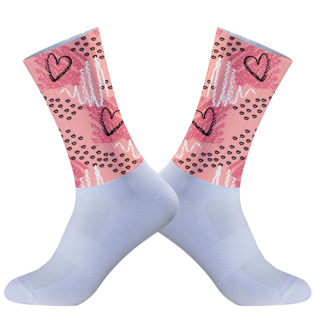 

2025 Новая толстая амортизирующая подушечка | Незаменимые противоизносные и амортизирующие носки для езды на велосипеде на большие расстояния.