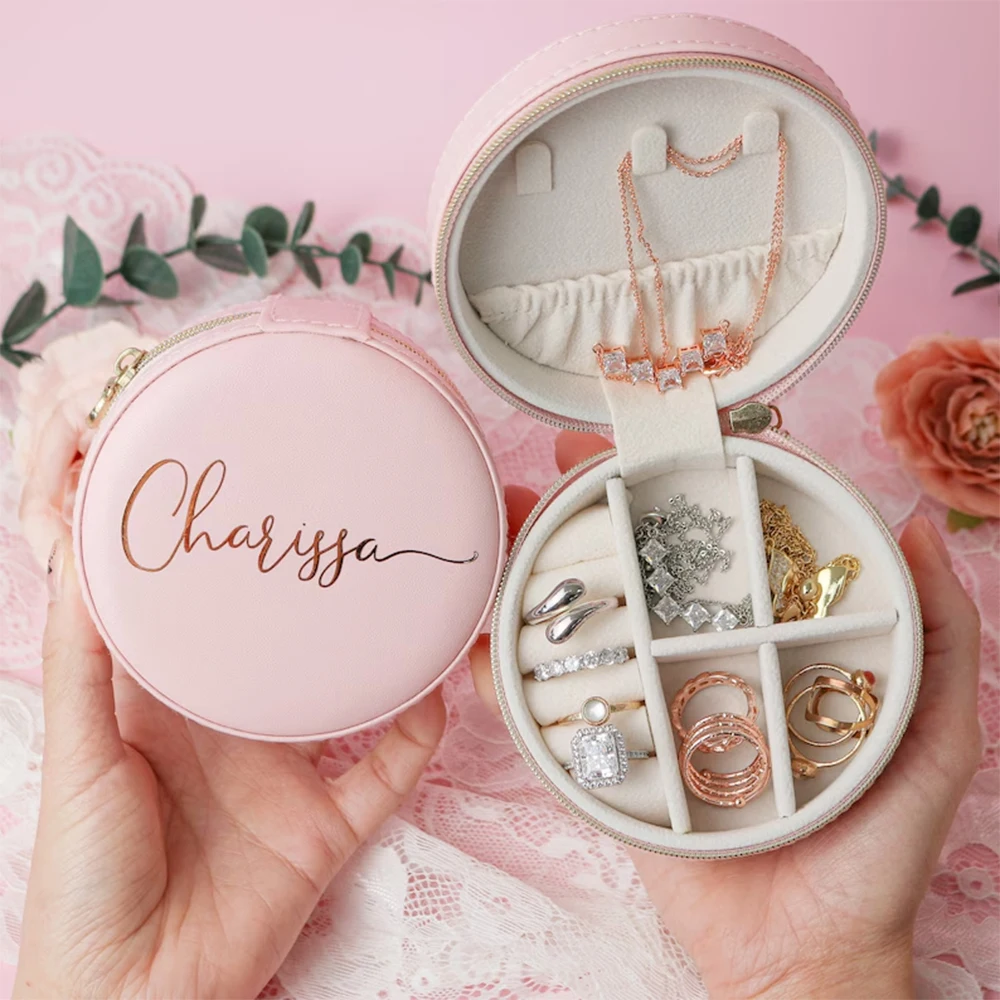 Wedding Personalized Pu Leather Storage Box Round Jewelry Box Bridesmaids Gifts Multilayer Jewelry Box Necklaces Earrings Rings