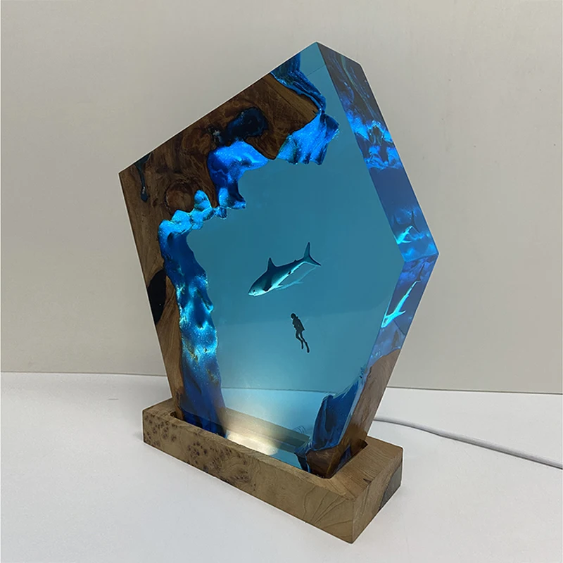 المحيط موضوع الراتنج ضوء الإبداعية الفنية الجميلة ليلة ضوء الحرفية الديكور USB الجدول مصباح القرش غواص عنصر