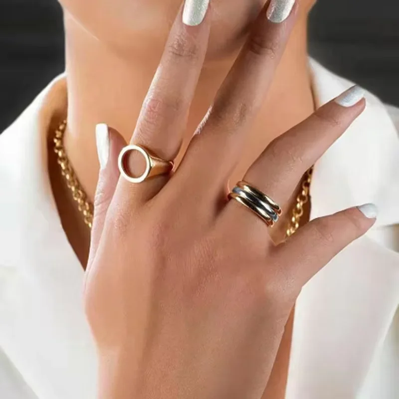Creative Gold&Silver Mix Color Three Layers Circle Rings for Women Minimalist Wide Round Finger Ring Statement Jewelry Gifts