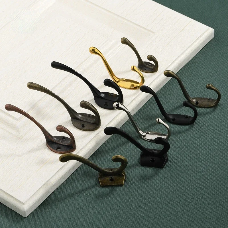 

1 шт. крючки, бронзовые ретро чугунные старые стильные промышленные рандомные Крючки для пальто, легкая установка с отверстиями для винтов