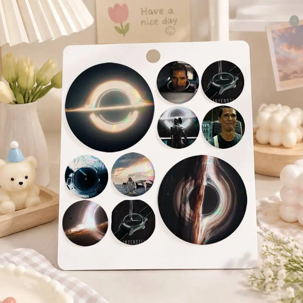 A-Interstellar Tinplate Brooch Figure Icon Badge Handmade Brooches For Backpack Clothes Decoration