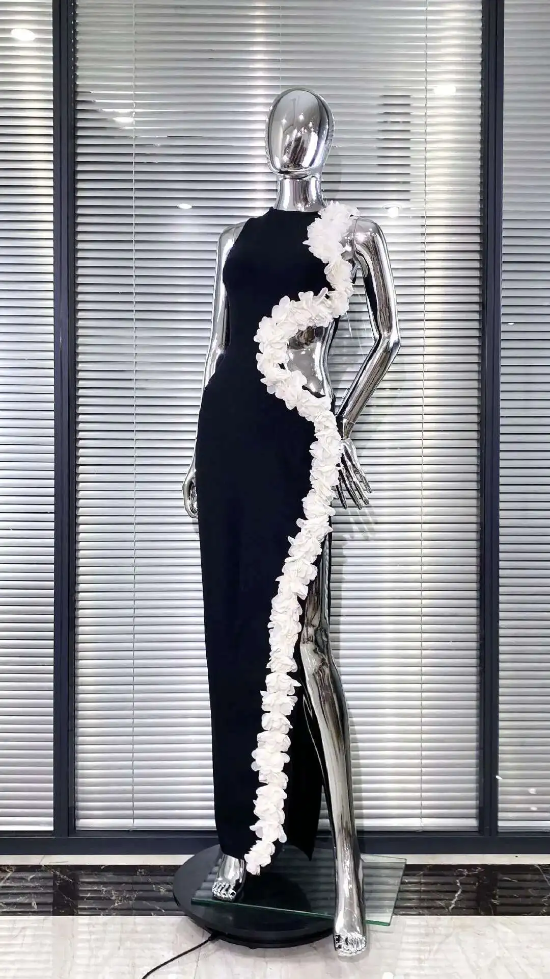 LEOSOXS Lady Sexy O Floral évider Extra longue moulante robe de pansement 2025 célébrité élégante soirée Gala fête robe d'anniversaire