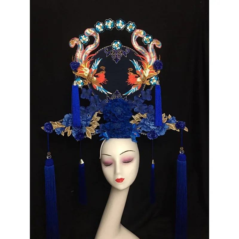 New blue embroidery flower model catwalk stage performance creative makeup styling headdress one piece