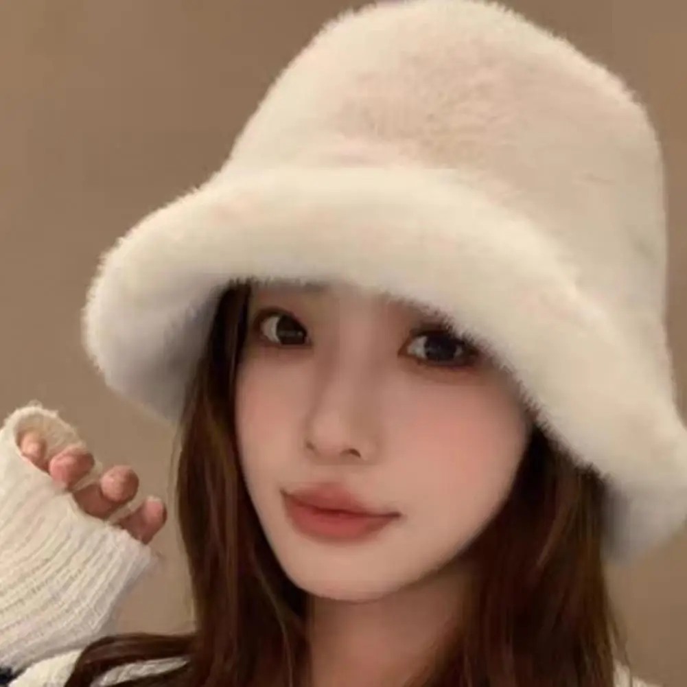 

Solid Color Hat Warm Stylish Women's Winter Fuzzy Plush Fur Fisherman Hat for Outdoor Activities Windproof Skiing Cap with Heat