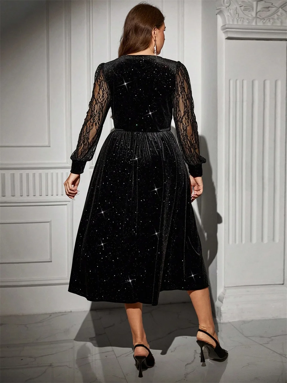 فستان GIBSIE مقاس كبير بأكمام شبكية سوداء لامعة من المخمل فستان نسائي أنيق عالي الخصر على شكل حرف a للحفلات فساتين طويلة للسيدات لخريف 2025