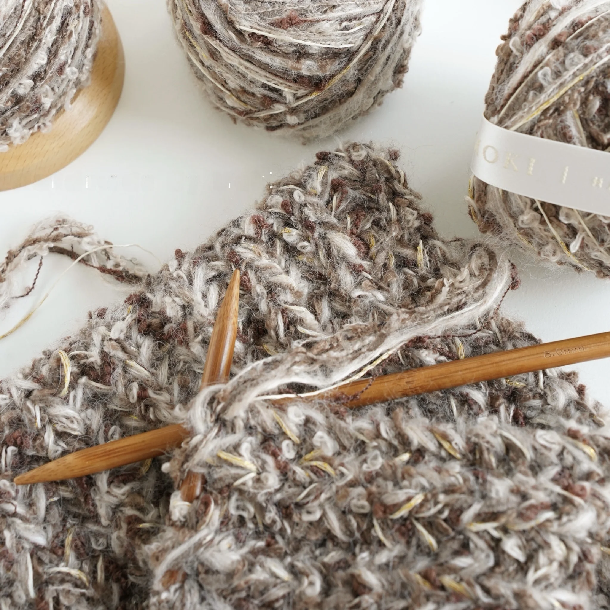 

Original Design Hand Mixed Yarn Handmade Hook Needle Bag Woolen Fabric for Clothing Accessories Scarf Hat Belt