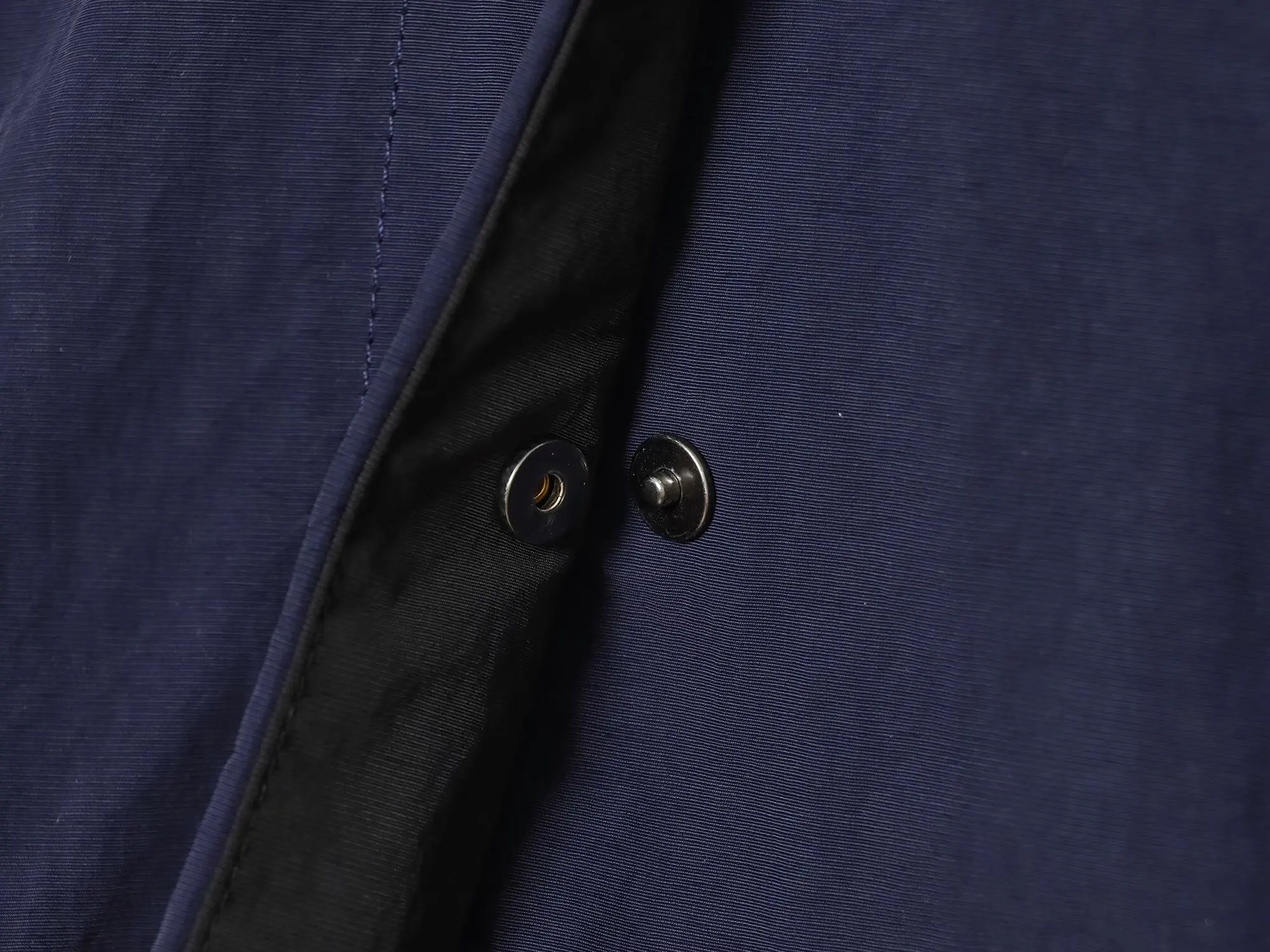 Herbst Neue Damen-Spleißjacke mit Revers und Gürtel, Langarm, Retro, Kurze Oberbekleidung, Lässiger High-Street-Stil, Damen-Pendlermantel – Detail 7