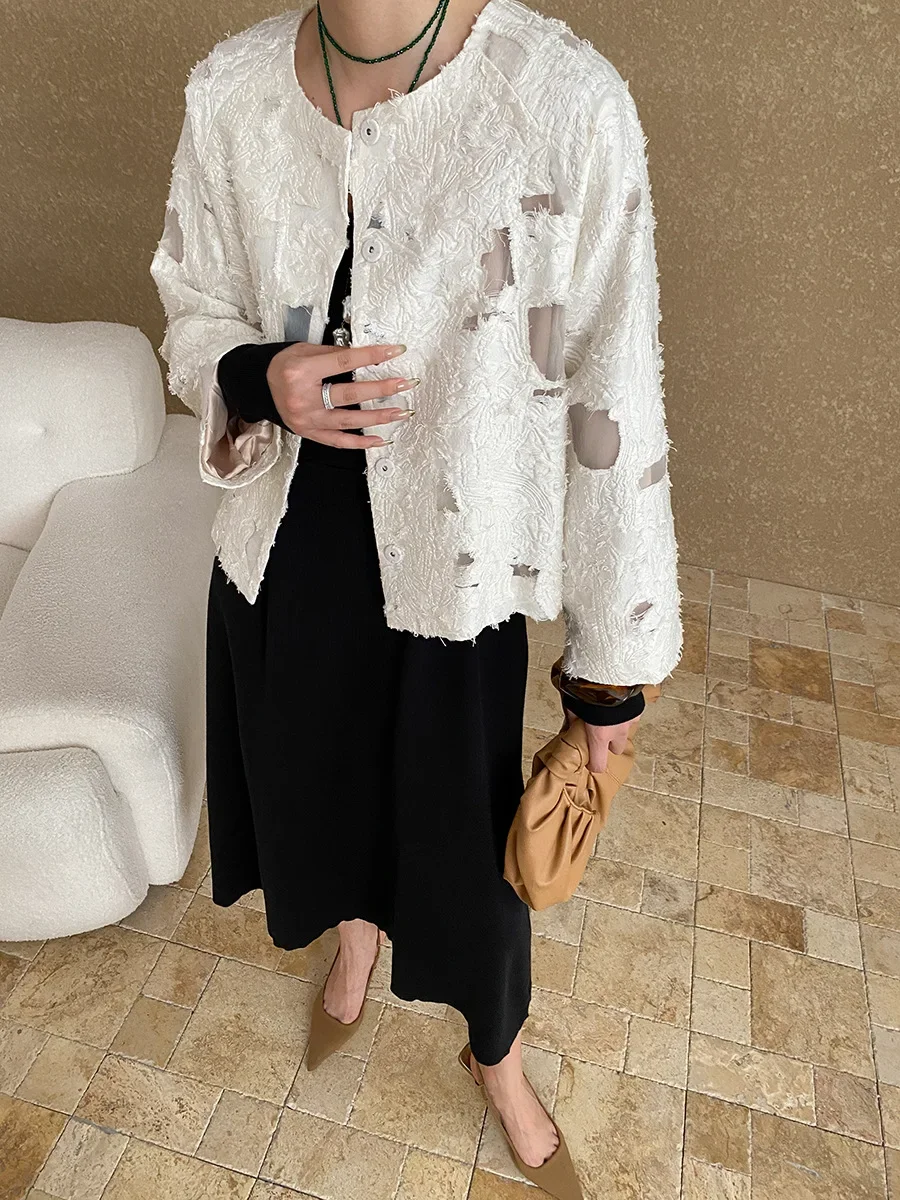 Korean Niche Design Elegant O-neck Jacket French Style Organza Broken Hole Jacquard Crop Coats Simple Single Breasted Outwears