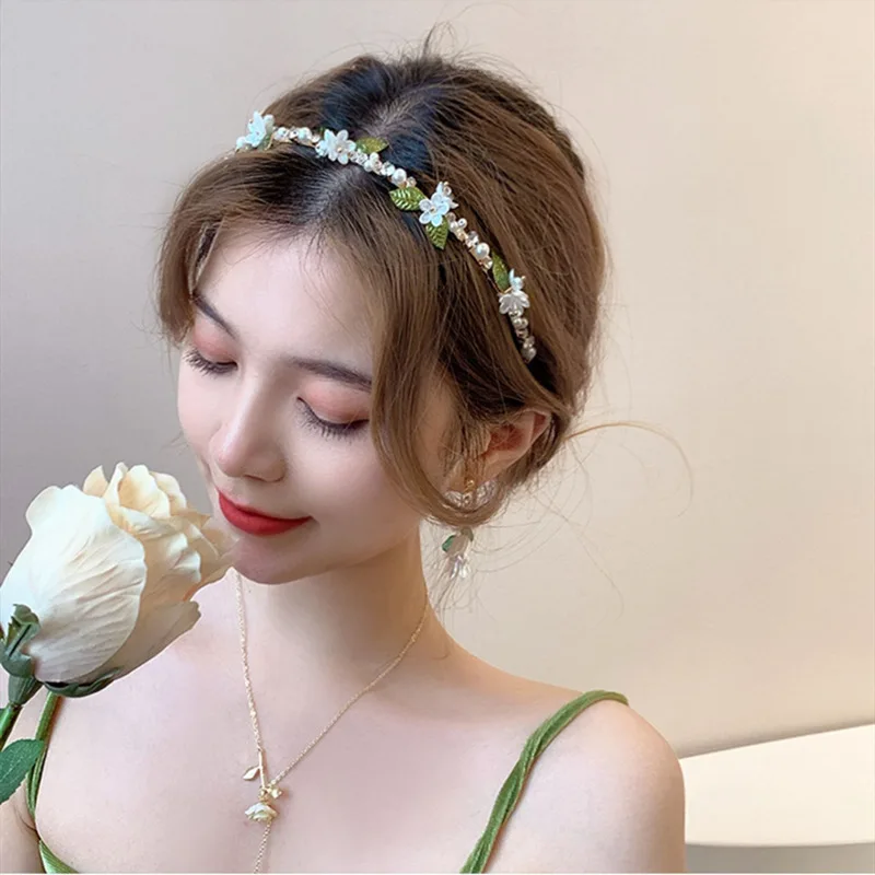 Korean version elegant pearl flower headband for going out, sweet compression headband for high-end headwear in summer