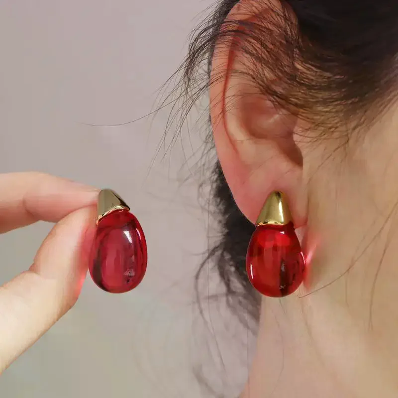 1 زوج الحد الأدنى الملونة شفافة قطرة الماء الراتنج الأقراط تصميم الأزياء تحسس النساء القرط مجوهرات اكسسوارات هدايا