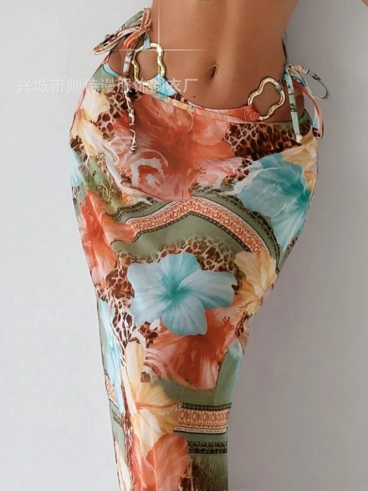 خمر الوردي الأزهار مجموعة البكيني المرأة مثير رفع ثونغ ملابس السباحة 2025 شاطئ ثوب السباحة 3 قطعة ملابس السباحة تنورة الصيف موضة