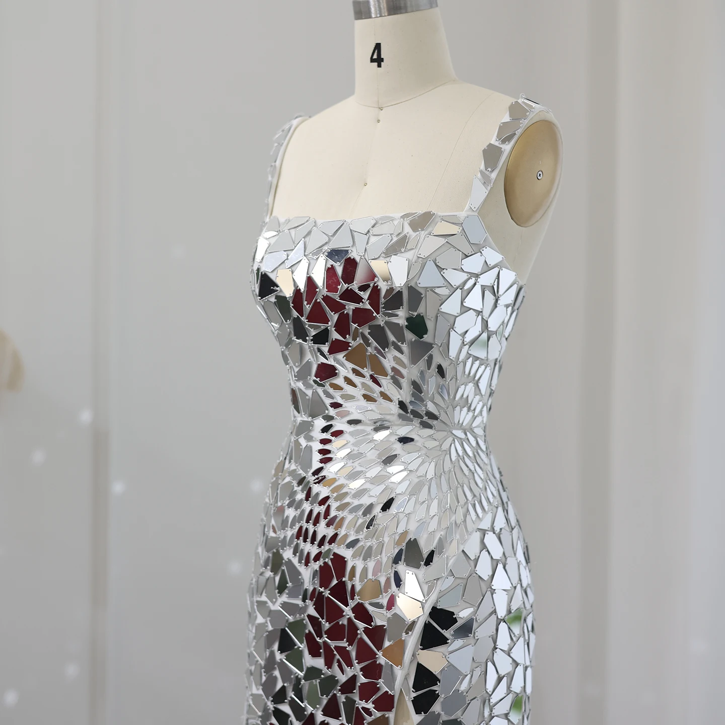 シャロンはキラキラスライバースパンコールスクエアネックウエディングドレスショート 2025 イブニング卒業パーティードレス SH301 カスタマイズ